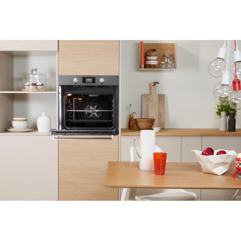 66L Built-In Single Fan Oven | Indesit IFW6340IX | Electric Stainless Steel - Image 5