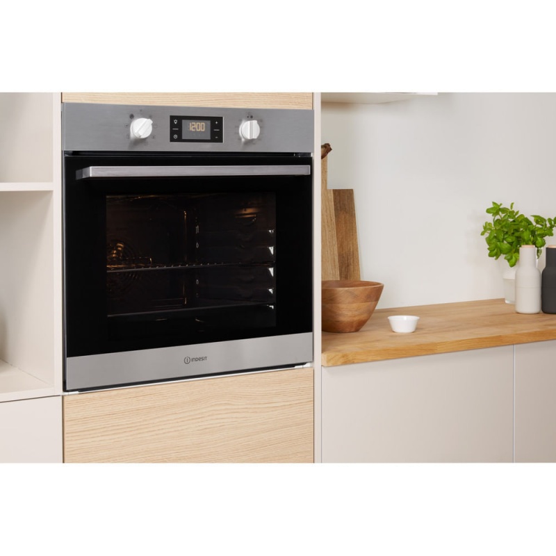 66L Built-In Single Fan Oven | Indesit IFW6340IX | Electric Stainless Steel - Image 6